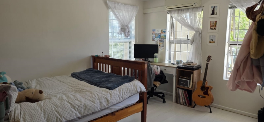 2 Bedroom Property for Sale in Gardens Western Cape